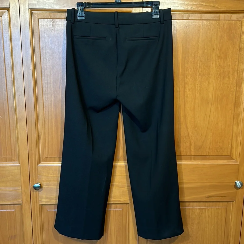 J Crew Black High Rise Crop Peyton Pant in Four Way Stretch EUC Size 4